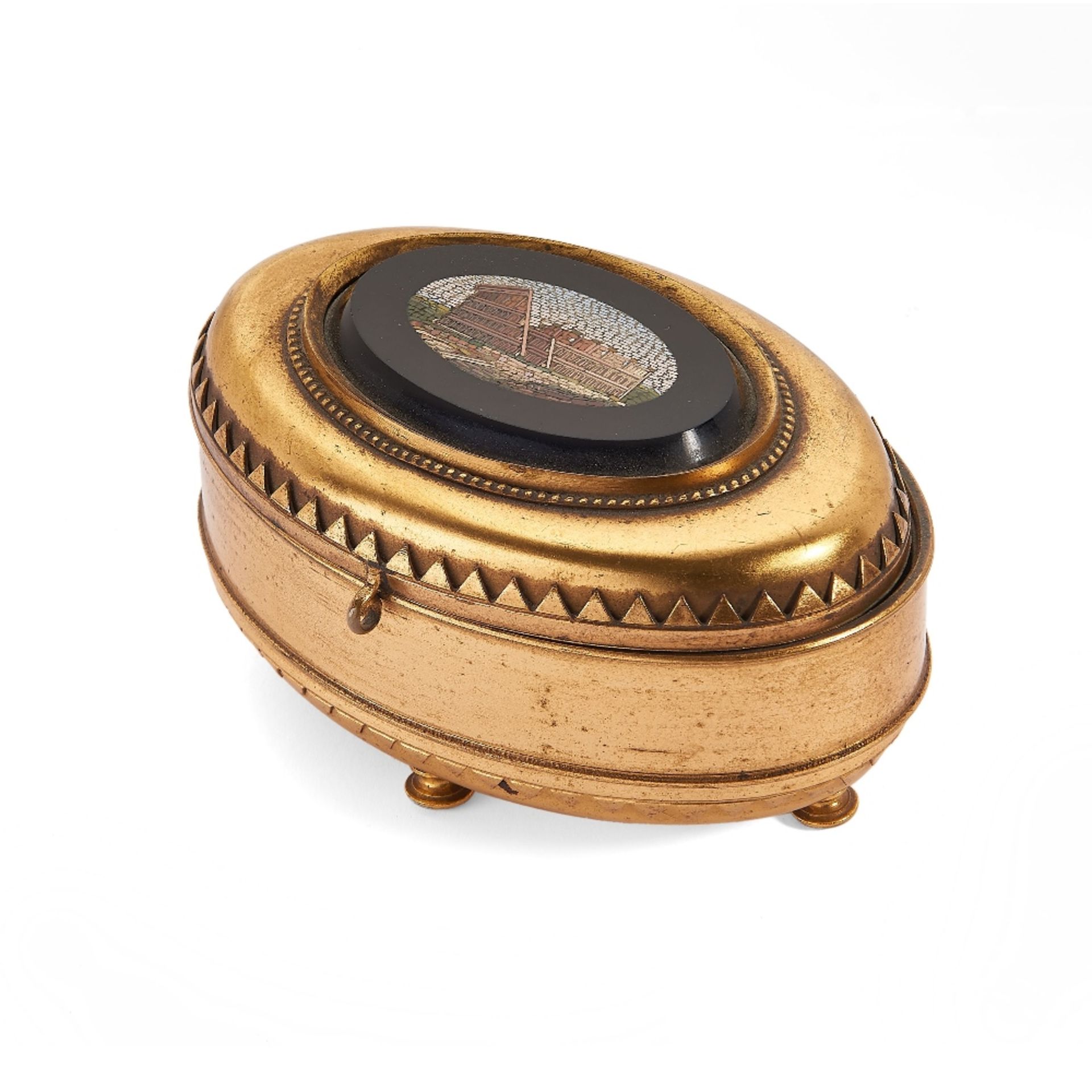 A late 19th Century Italian gilt metal and micromosaic inlaid oval small box, the lid depicting t... - Image 2 of 2