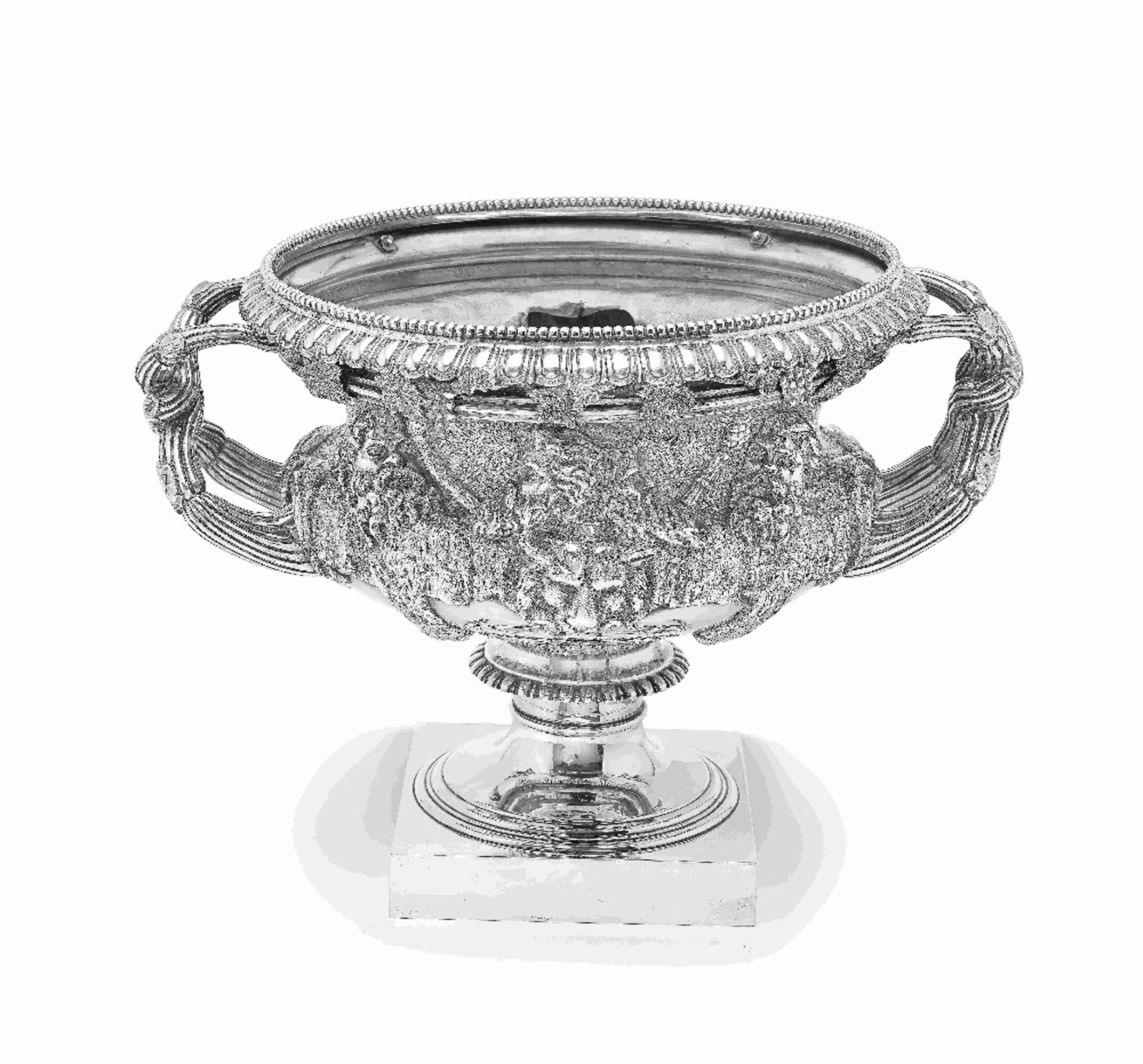 A Scottish silver 'Warwick' vase by James Aitchison, Edinburgh 1877 - Image 5 of 11