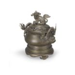 A Japanese patinated bronze censer probably late Meiji / Taish&#333; period (3)