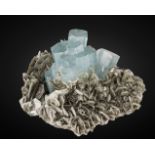 Aigue-marine et muscovite Aquamarine with Muscovite