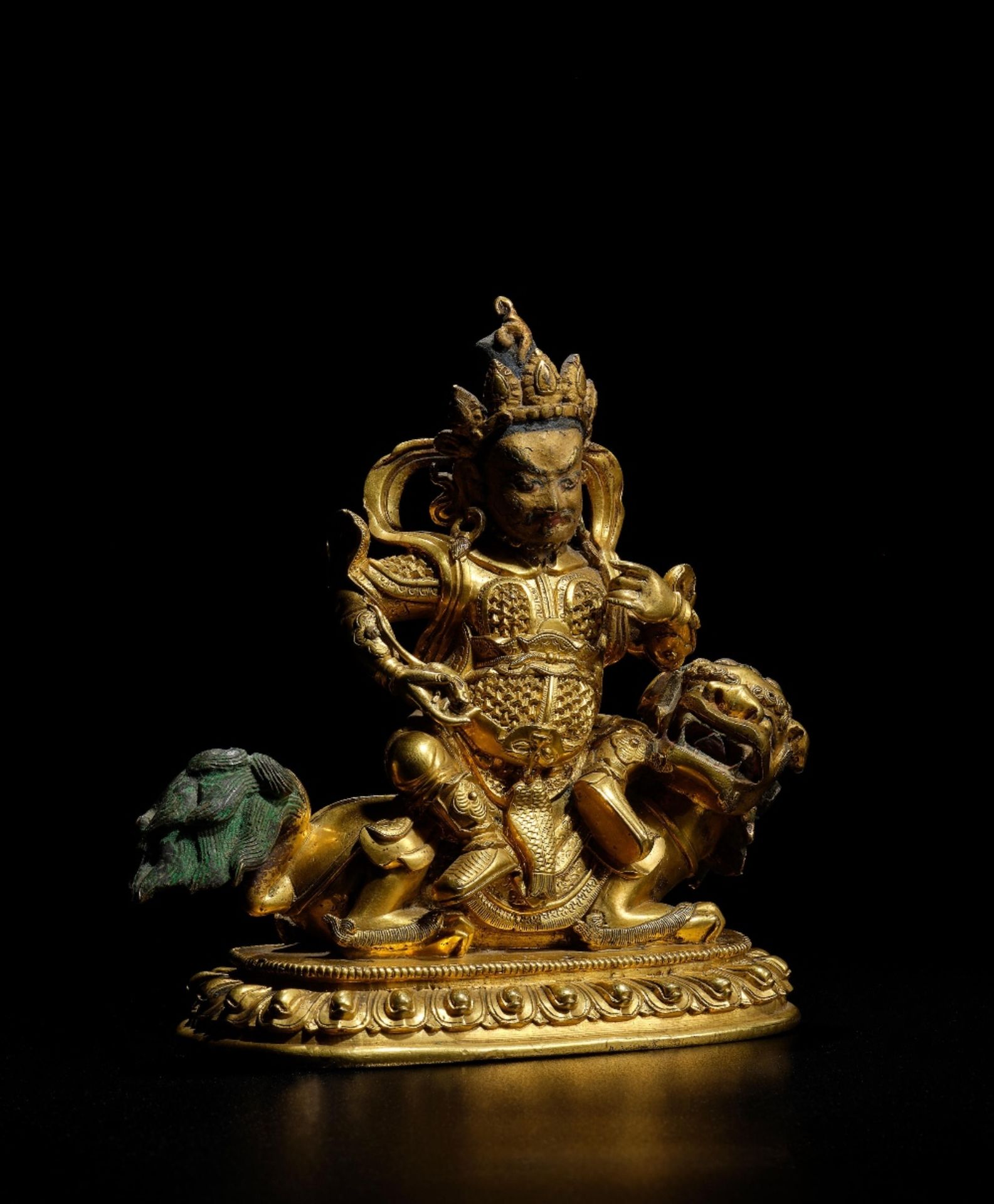 STATUETTE DE VAISHRAVANA EN ALLIAGE DE CUIVRE DOR&#201; DYNASTIE QING, XVIIIE SI&#200;CLE - Image 3 of 3