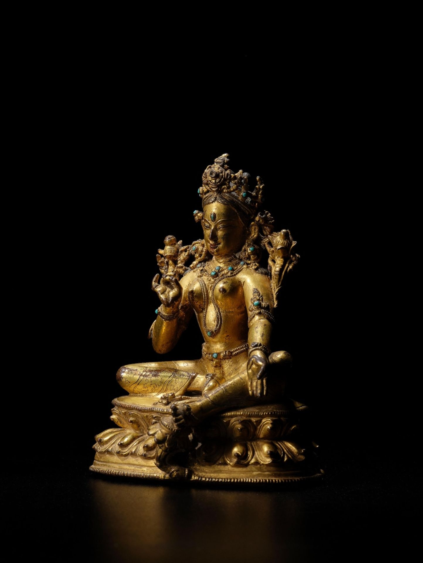 STATUETTE DE TARA VERTE EN ALLIAGE DE CUIVRE DOR&#201; TIBET, XIVE/XVE SI&#200;CLE - Image 2 of 2