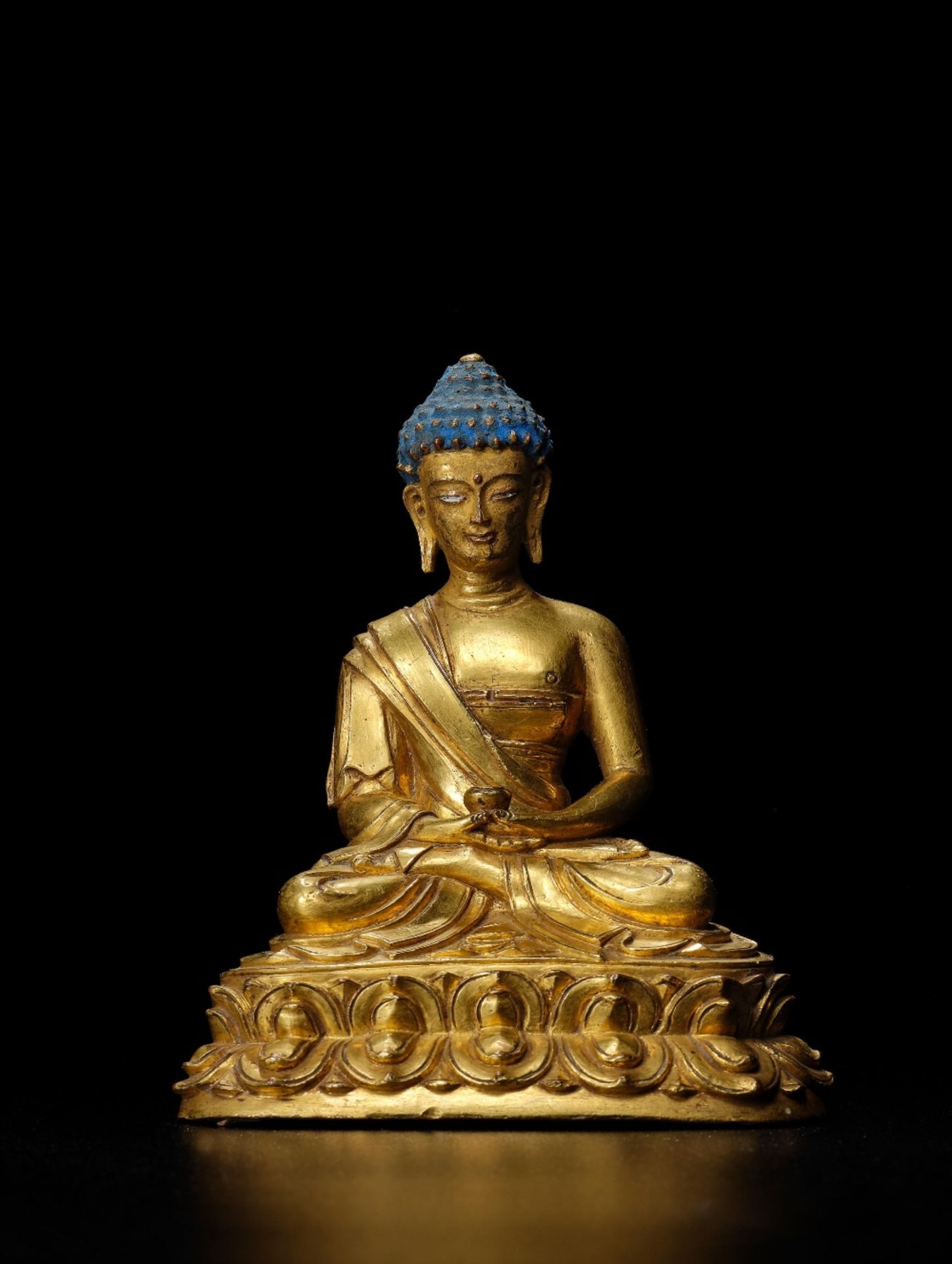 STATUETTE D'AMITABHA EN ALLIAGE DE CUIVRE DOR&#201; TIBET, XVIE/XVIIE SI&#200;CLE - Bild 2 aus 2