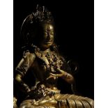 STATUETTE DE VAJRAVIDARANA EN ALLIAGE DE CUIVRE DOR&#201; DENSATIL, TIBET CENTRAL, XIVE SI&#200;CLE