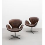 Arne Jacobsen Pair of 'Swan' swivel chairs, model no. 3320, designed for the Royal Hotel for SAS,...