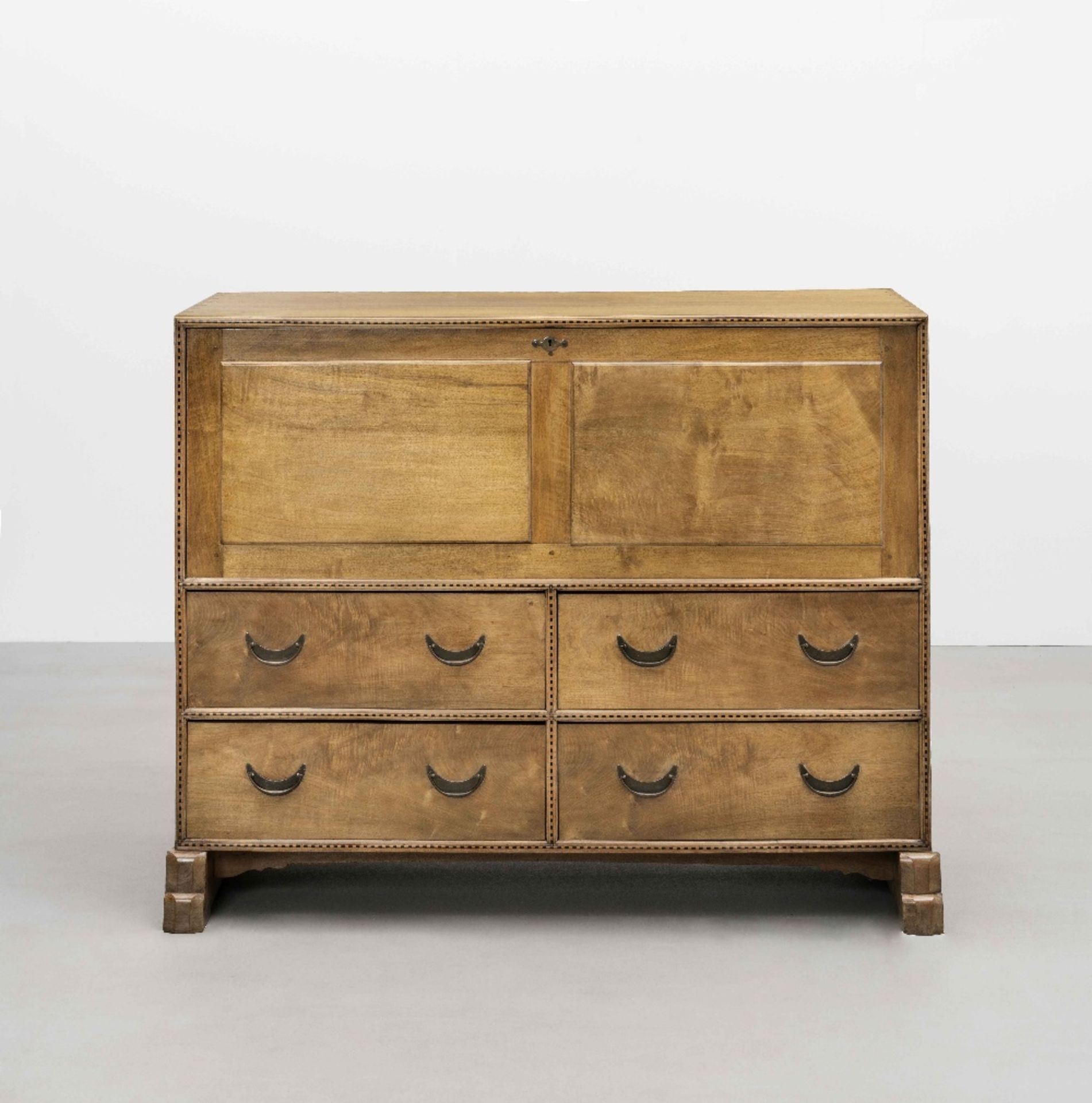 Ernest Gimson Cabinet, designed for a private commission, Park House, Edgbaston, circa 1908 - Bild 2 aus 2