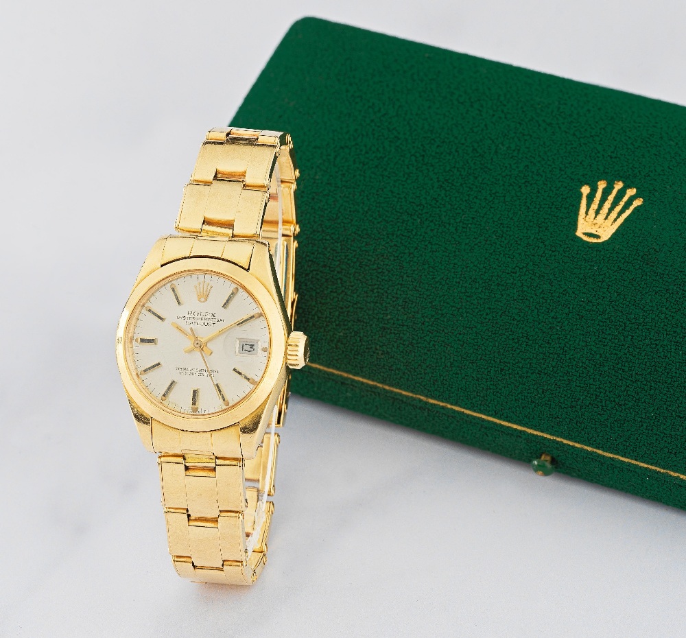 Rolex. Montre bracelet de dame en or jaune 18K (750) avec date mouvement automatique Rolex. A lad... - Image 2 of 2