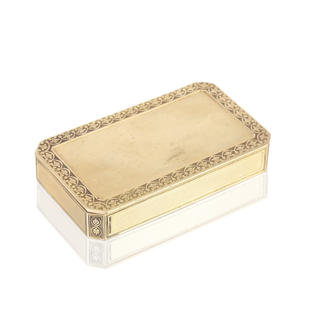 A 19th century gold snuff box incused stamped 14, possibly Hanau