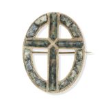 A GOLD AND GRANITE CROSS BROOCH/PENDANT, VICTORIAN