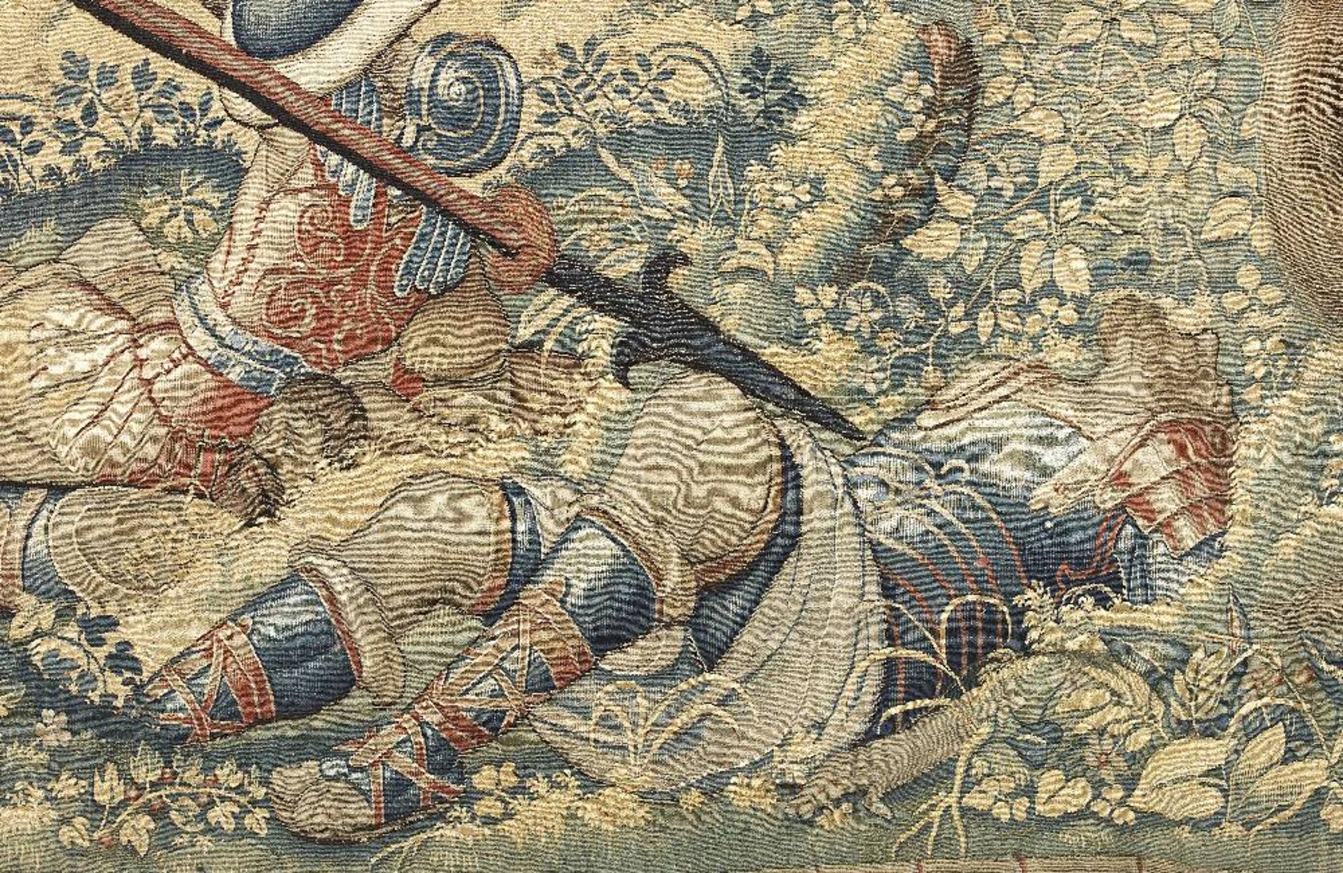 A striking mythological, military Flemish tapestry Late 16th/early 17th century - Image 3 of 3