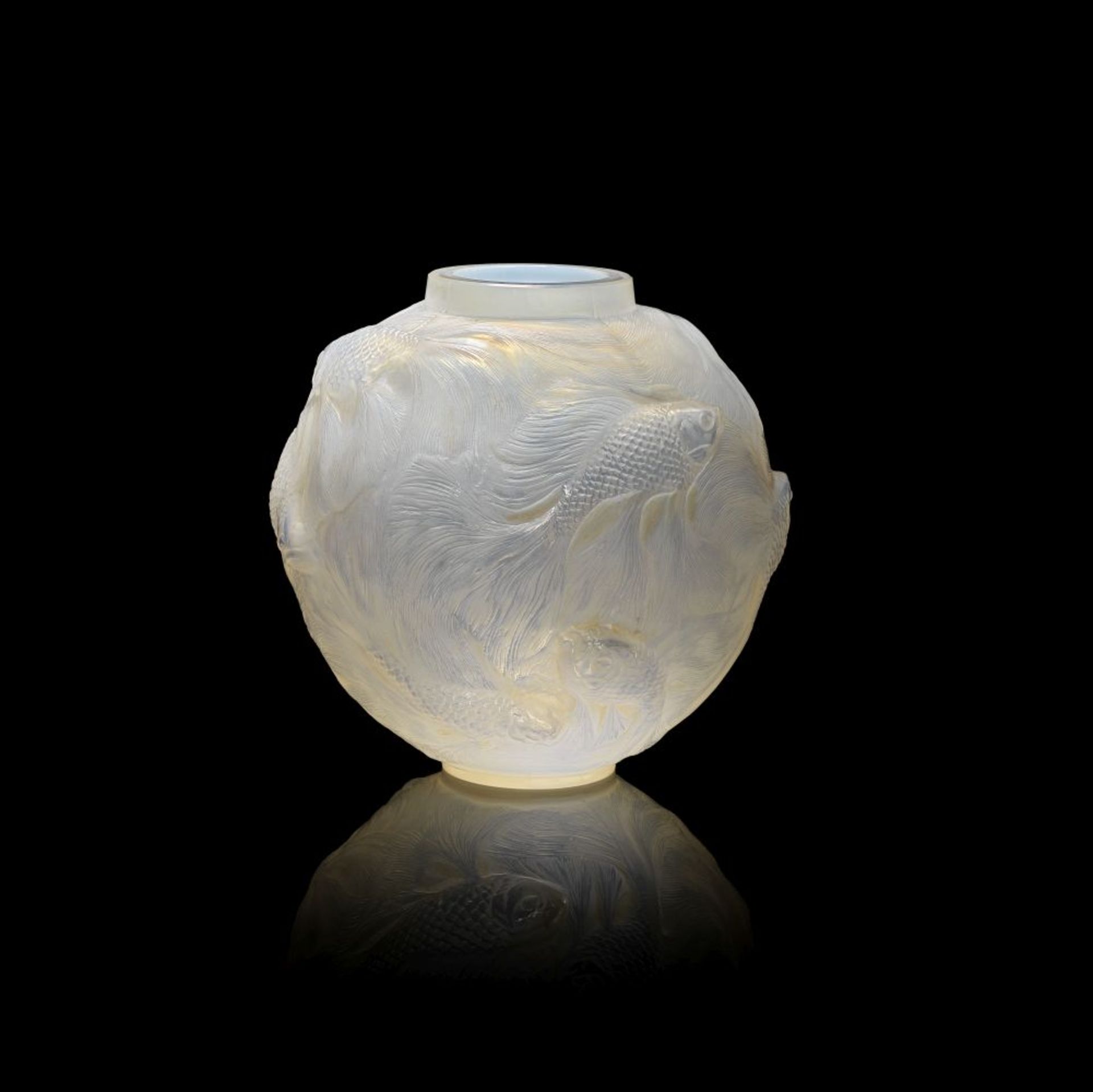 Ren&#233; Lalique 'Formose' vase, designed 1924