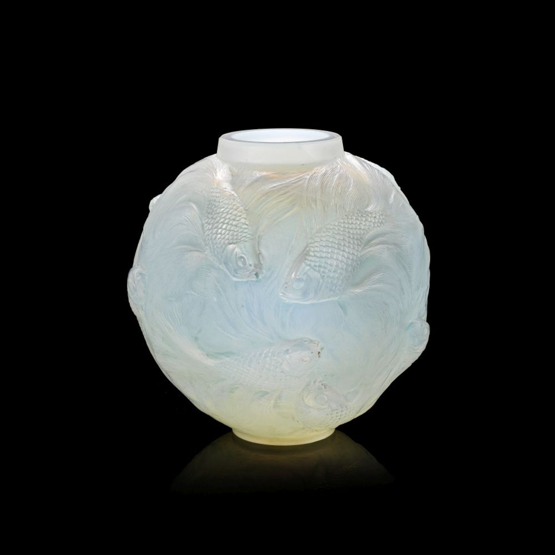 Ren&#233; Lalique 'Formose' vase, designed 1924