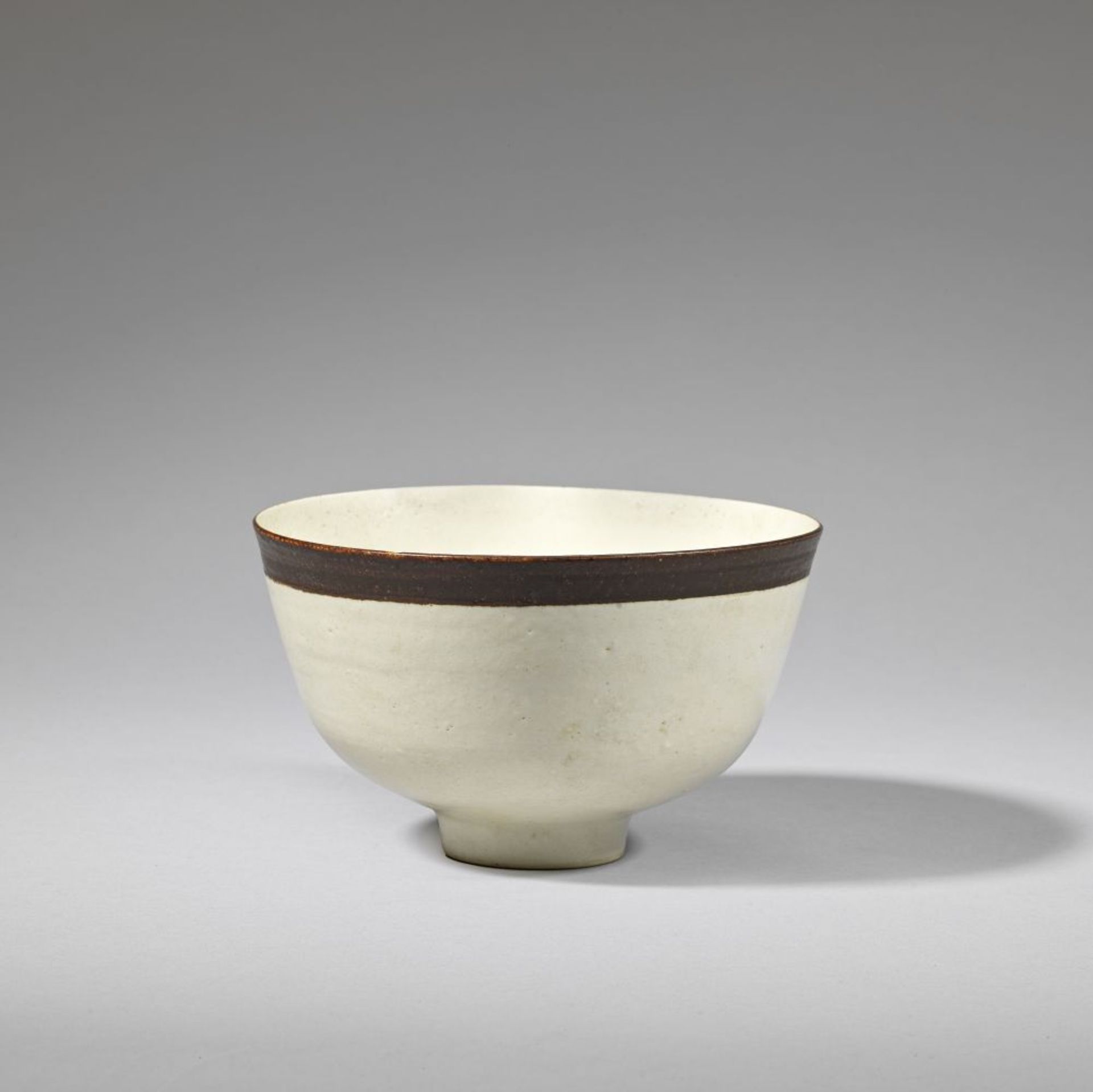 Lucie Rie Footed bowl, circa 1952