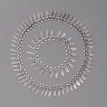 Bent Gabrielson for Georg Jensen Necklace and bracelet, design no. 115, second half 20th Century