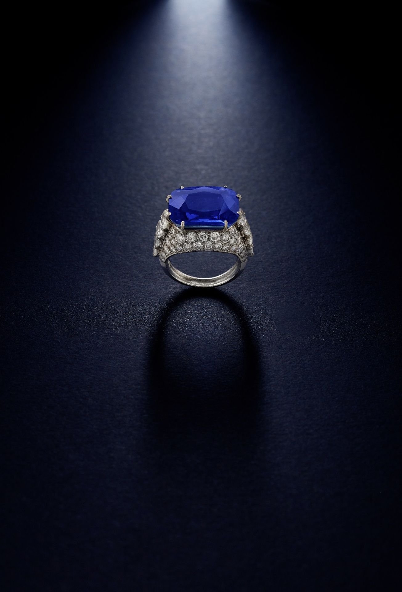 CARTIER: SAPPHIRE AND DIAMOND DRESS RING, MID 20TH CENTURY - Bild 3 aus 5