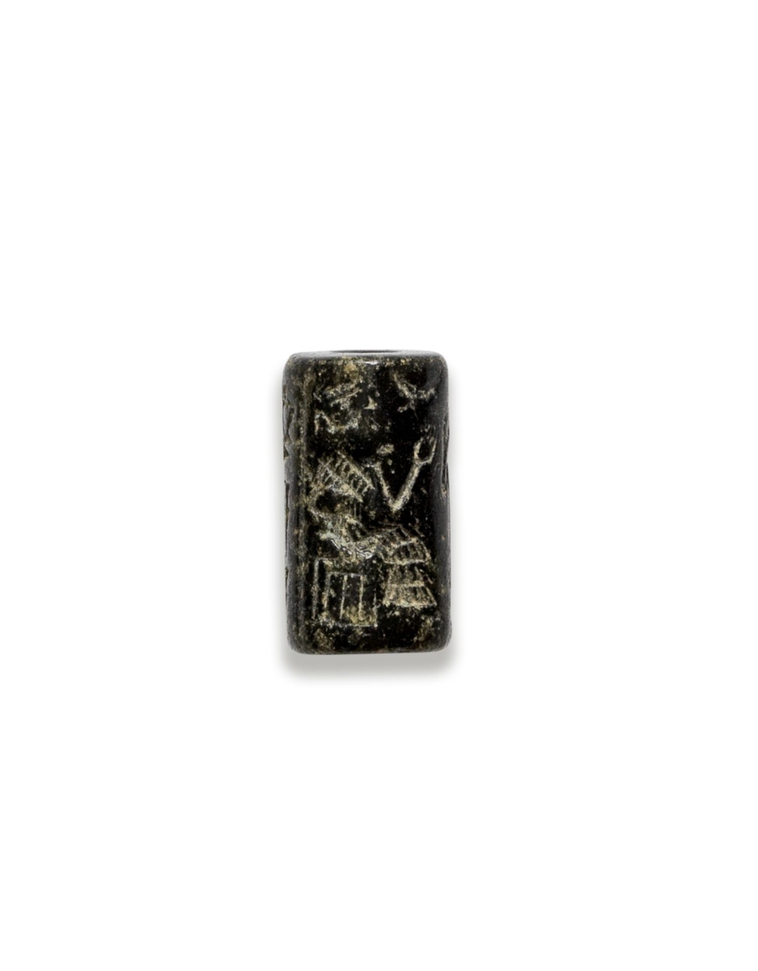 A Neo-Sumerian cylinder seal