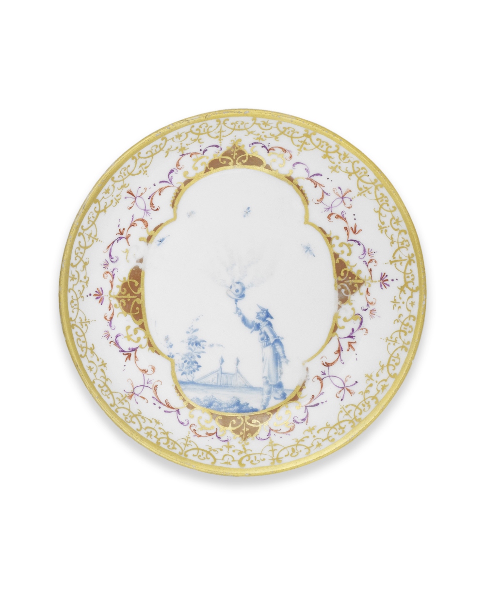 A very rare Meissen beaker and saucer, circa 1728 - Image 3 of 4