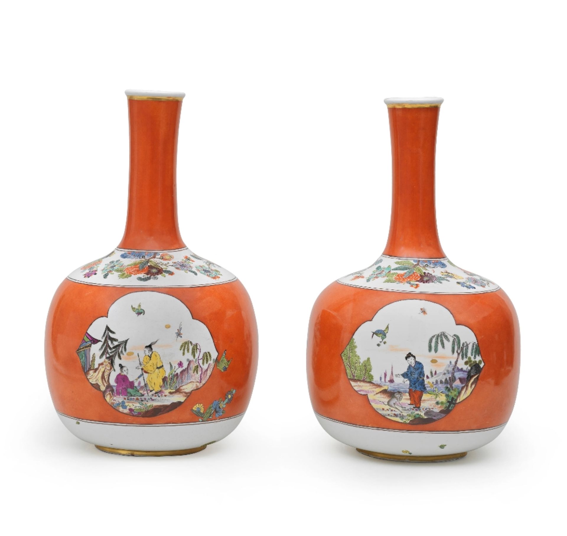 An extremely rare pair of Meissen red-ground bottle vases, circa 1735 - Image 10 of 10