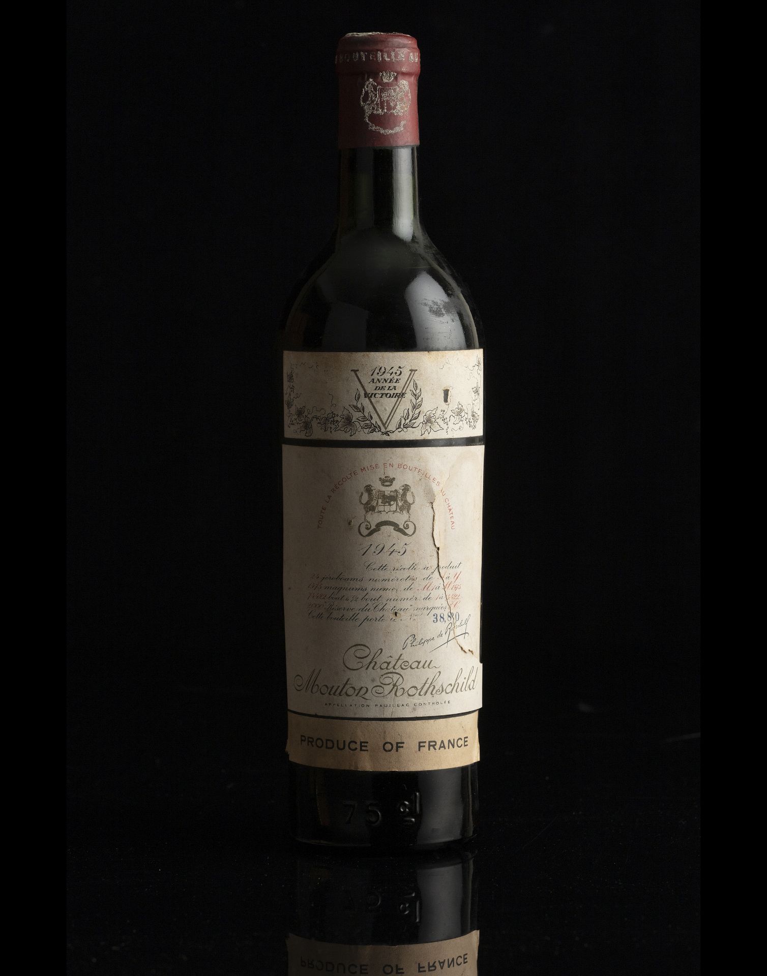 Ch&#226;teau Mouton Rothschild 1945, Pauillac 1er Grand Cru Class&#233; (1)