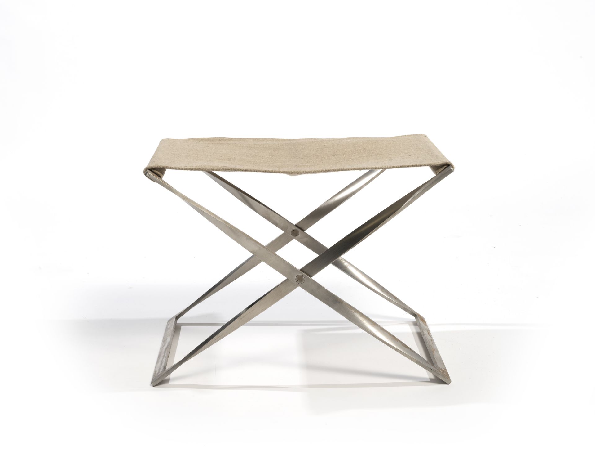 POUL KJAERHOLM Tabouret pliant mod. PK 91cr&#233;ation en 1961 Edition Kold Christensen, en acie...