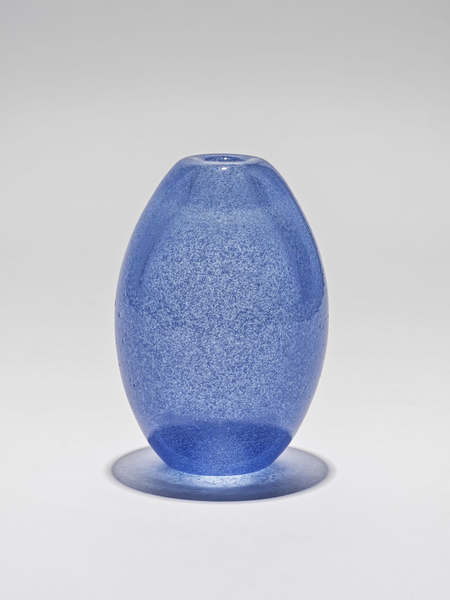 CARLO SCARPA Vase ovo&#239;de &#171;Bollicine&#187; mod. 3596 circa 1934-36Edition Venini, sign&#...