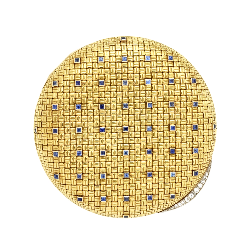 VAN CLEEF & ARPELS: SAPPHIRE AND DIAMOND-SET COMPACT, - Image 2 of 4