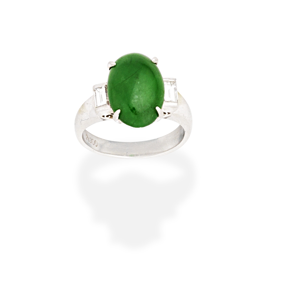 JADE AND DIAMOND RING - Image 2 of 2