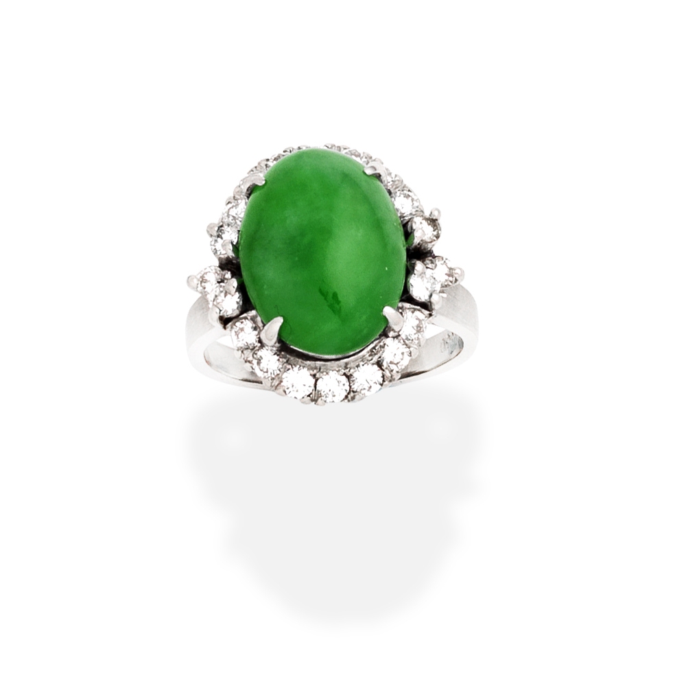 JADE AND DIAMOND RING - Image 2 of 2