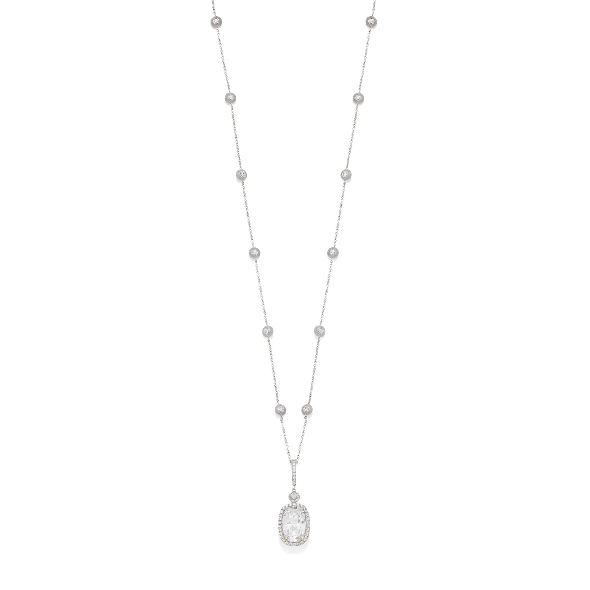 COLLIER-PENDENTIF DIAMANTS