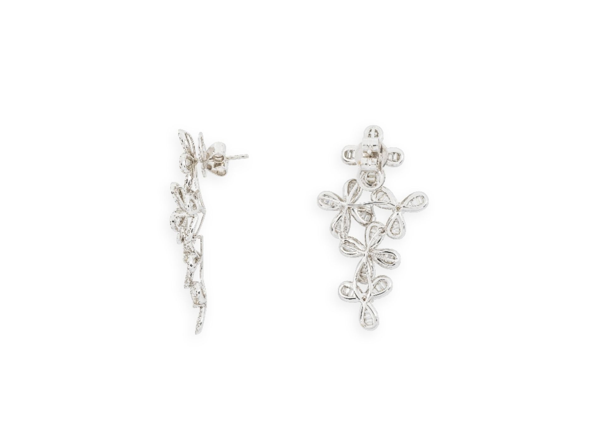 PAIRE DE BOUCLES D'OREILLE DIAMANTS - Image 2 of 2