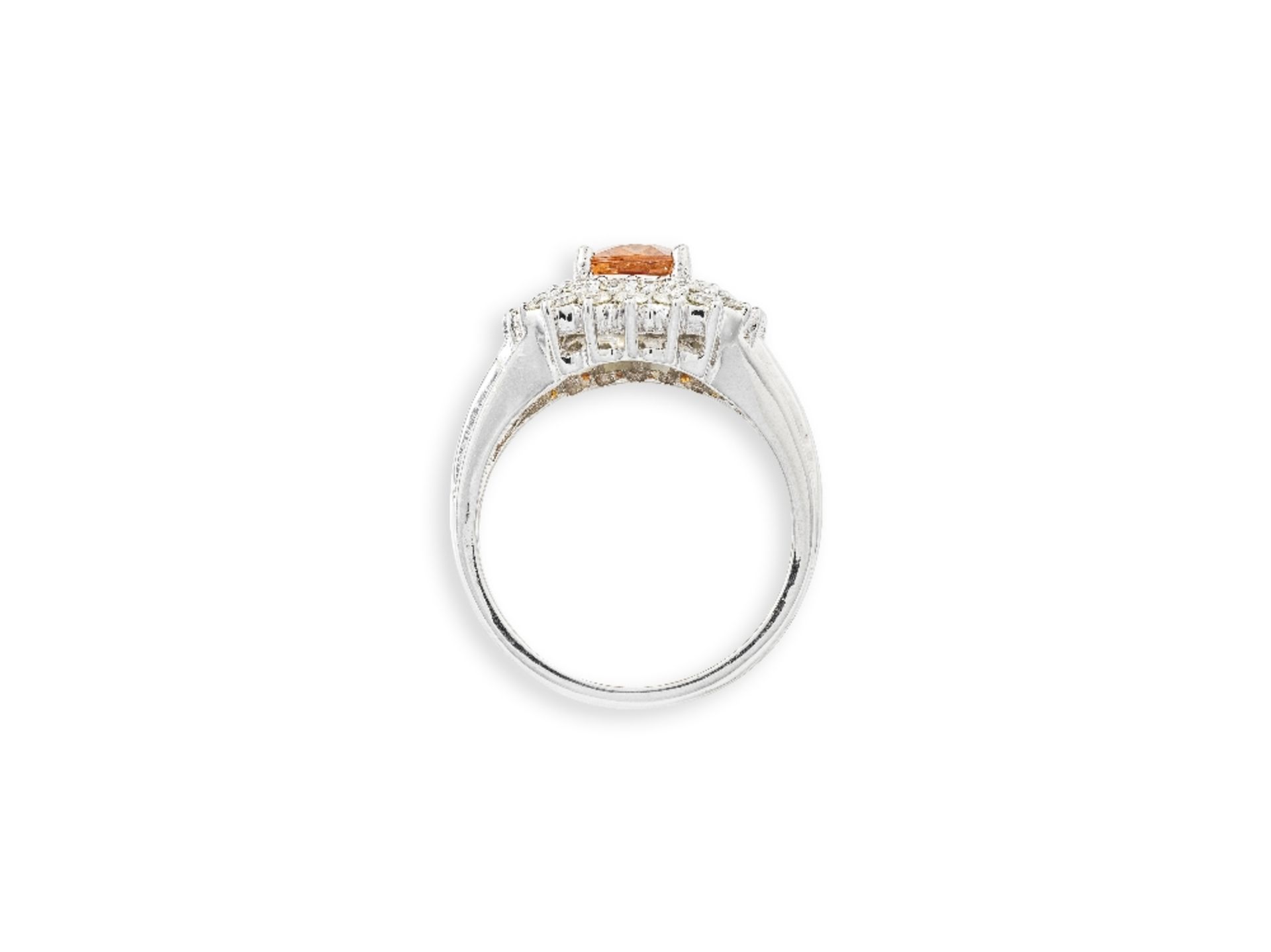 BAGUE SAPHIR ORANGE ET DIAMANTS - Image 2 of 2