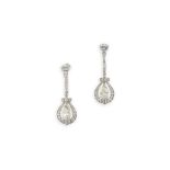 PAIRE DE PENDANTS D'OREILLE DIAMANTS