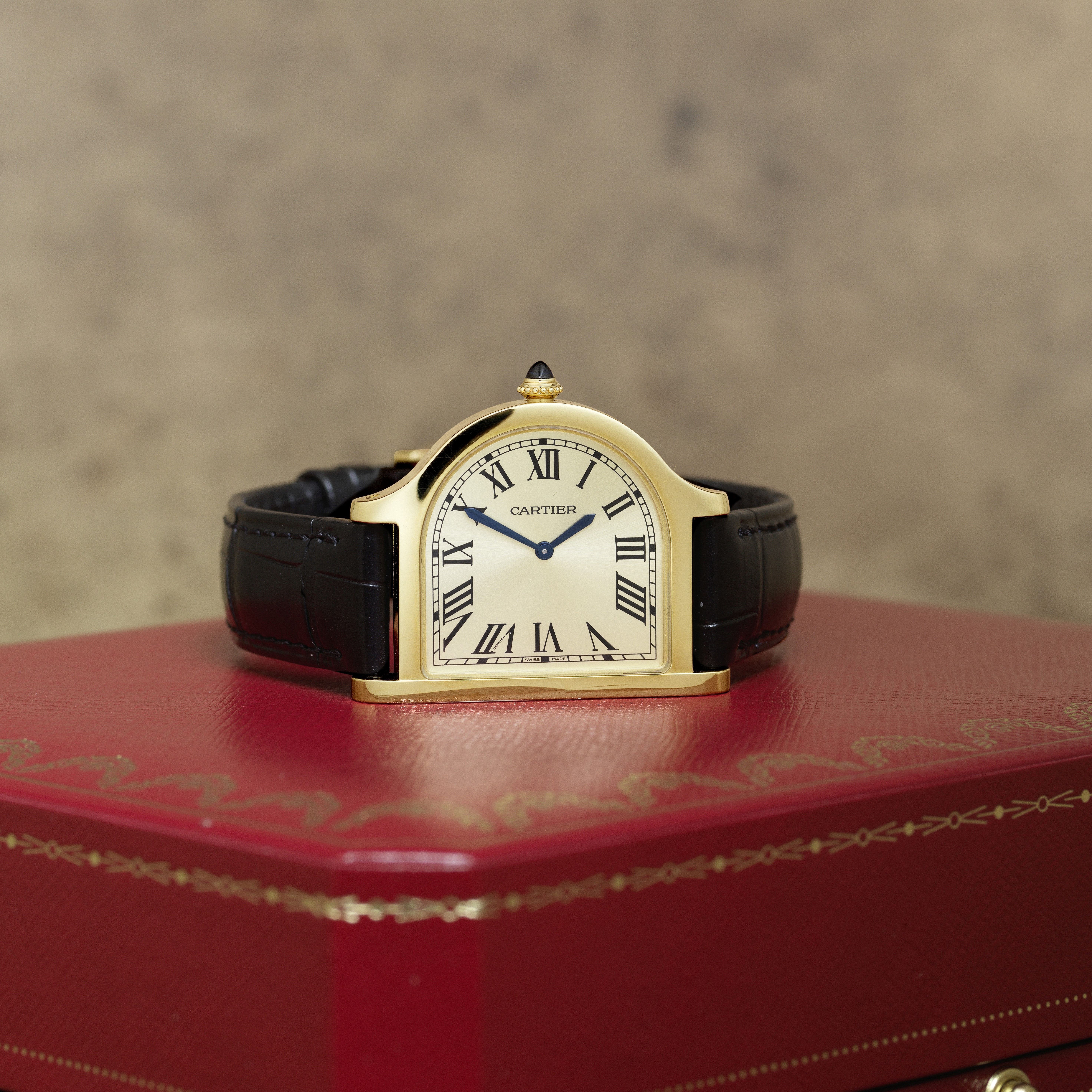 Cartier. A fine and rare Limited Edition 18K gold manual wind wristwatch Cloche, Ref: 4337, Limi...