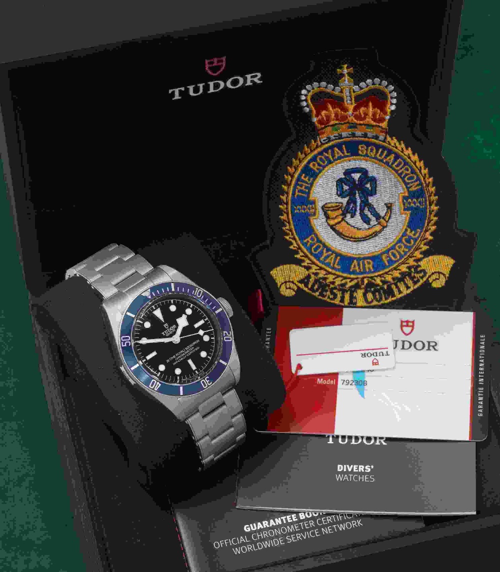 Tudor. A rare Limited Edition stainless steel automatic bracelet watch made for 32 (The Royal) Sq... - Image 4 of 4