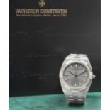 Vacheron Constantin. A fine and rare 18K white gold automatic bracelet watch Overseas, Ref: 2000...