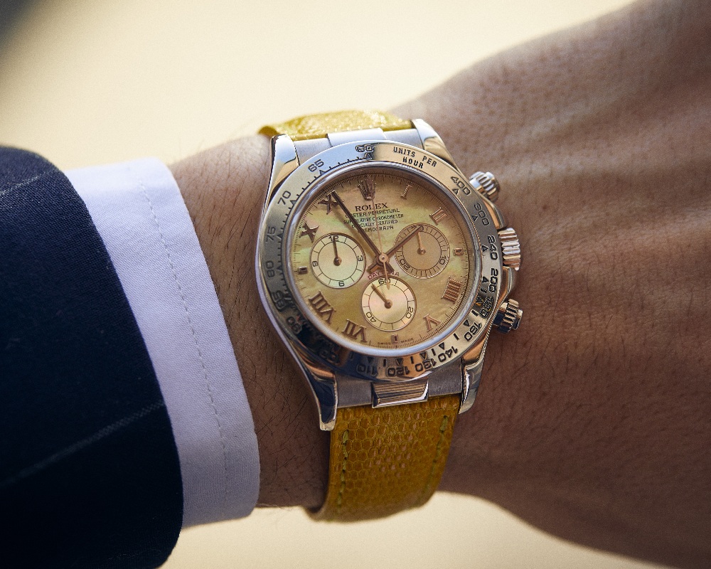 Rolex. A fine 18K white gold automatic chronograph wristwatch with mother of pearl dial Daytona ...