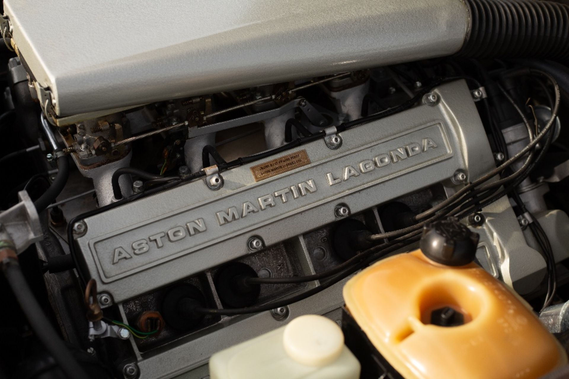 1989 Aston Martin V8 Vantage Volante X-Pack Chassis no. SCFCV81V2KTR15765 Engine no. V/580/5765/X - Image 15 of 70