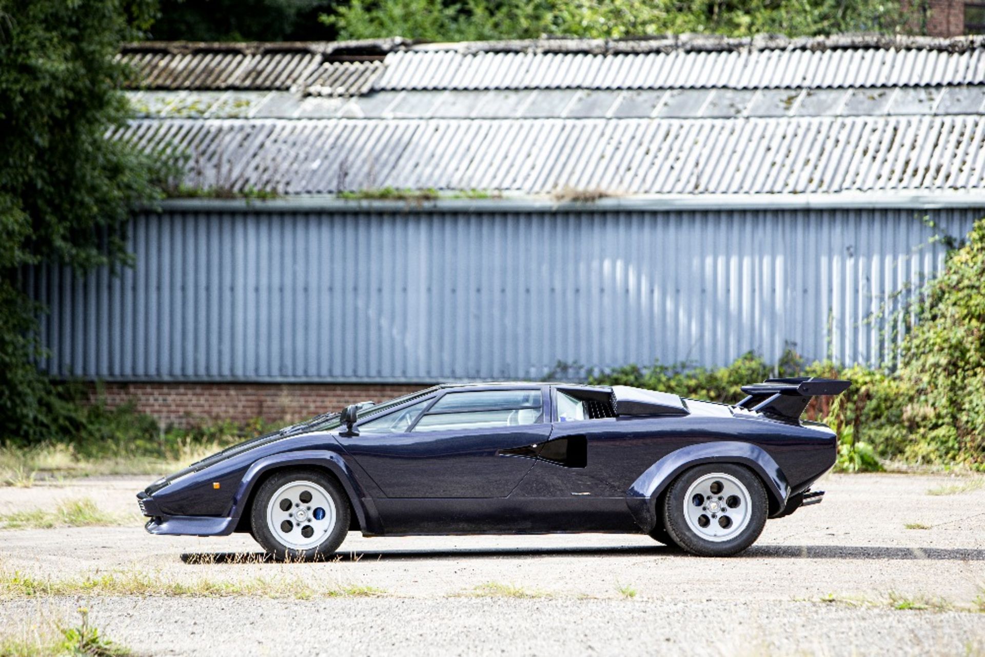 1981 Lamborghini Countach LP400S Coup&#233; Chassis no. 1121192 Engine no. 1121192 - Bild 54 aus 55