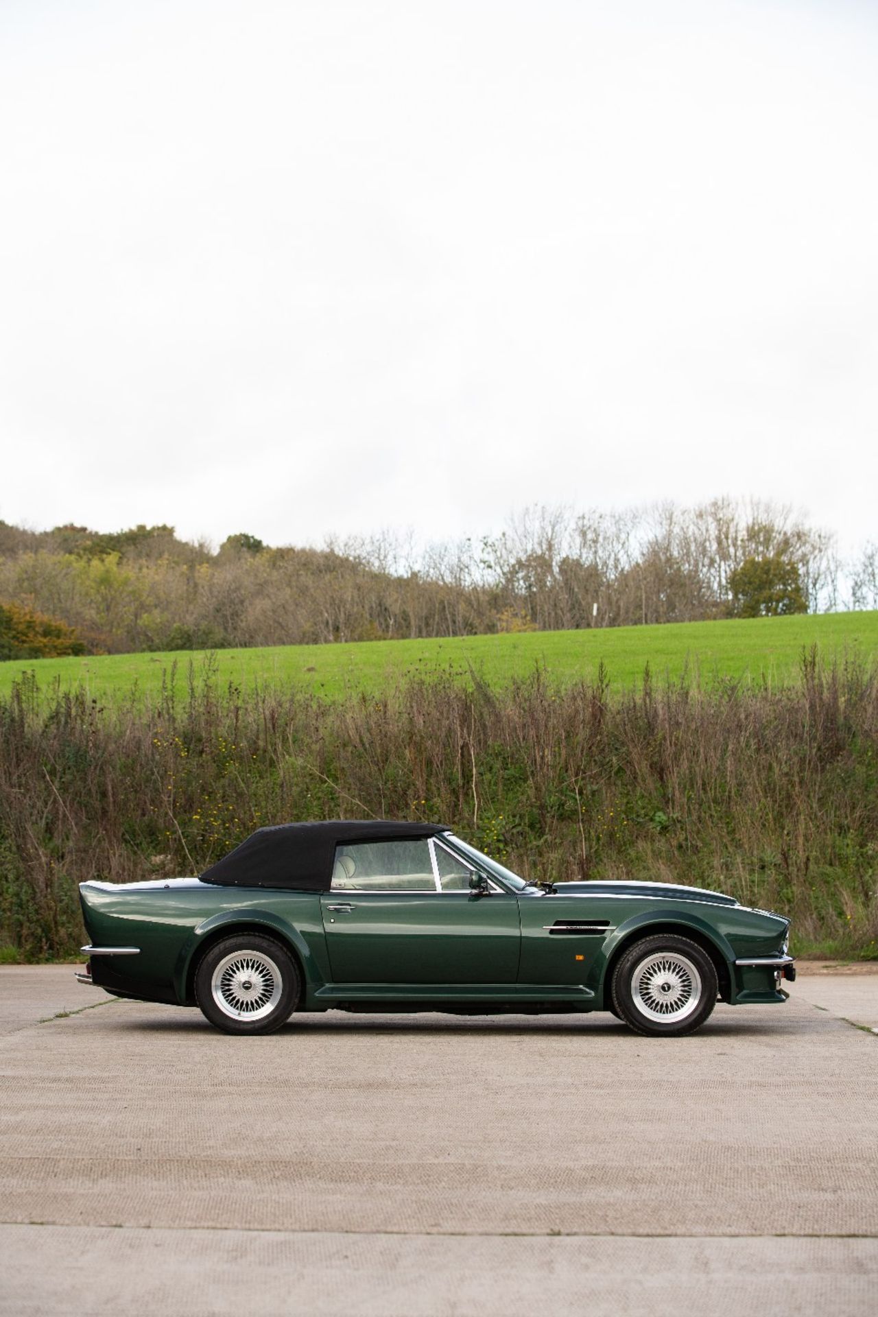 1989 Aston Martin V8 Vantage Volante X-Pack Chassis no. SCFCV81V2KTR15765 Engine no. V/580/5765/X - Image 70 of 70