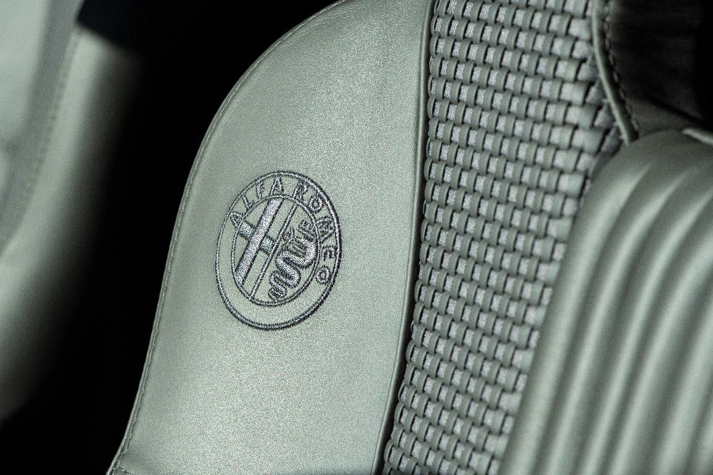 2009 Alfa Romeo 8C Competizione Coup&#233; Chassis no. ZAR92000000044574 - Image 71 of 146