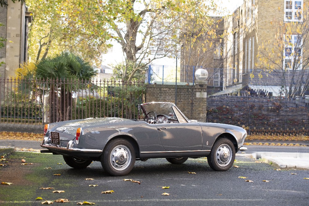 1961 Alfa Romeo Giulietta Spider Chassis no. AR 171451 Engine no. AR0010600134 - Image 21 of 39