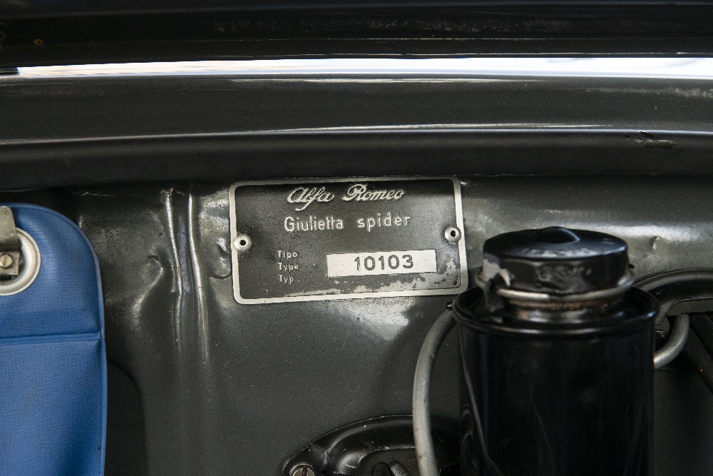 1961 Alfa Romeo Giulietta Spider Chassis no. AR 171451 Engine no. AR0010600134 - Image 36 of 39