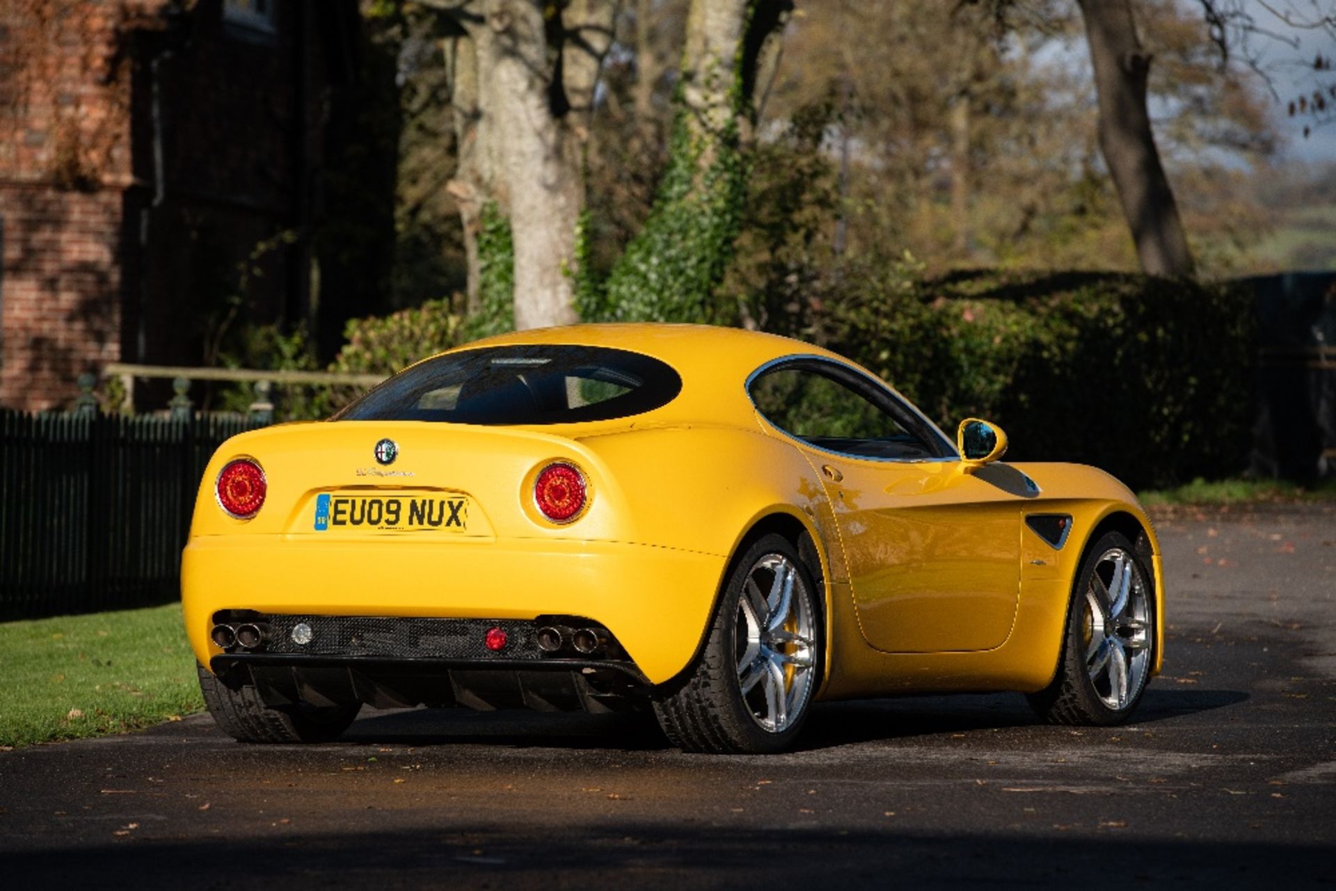 2009 Alfa Romeo 8C Competizione Coup&#233; Chassis no. ZAR92000000044574 - Bild 134 aus 146