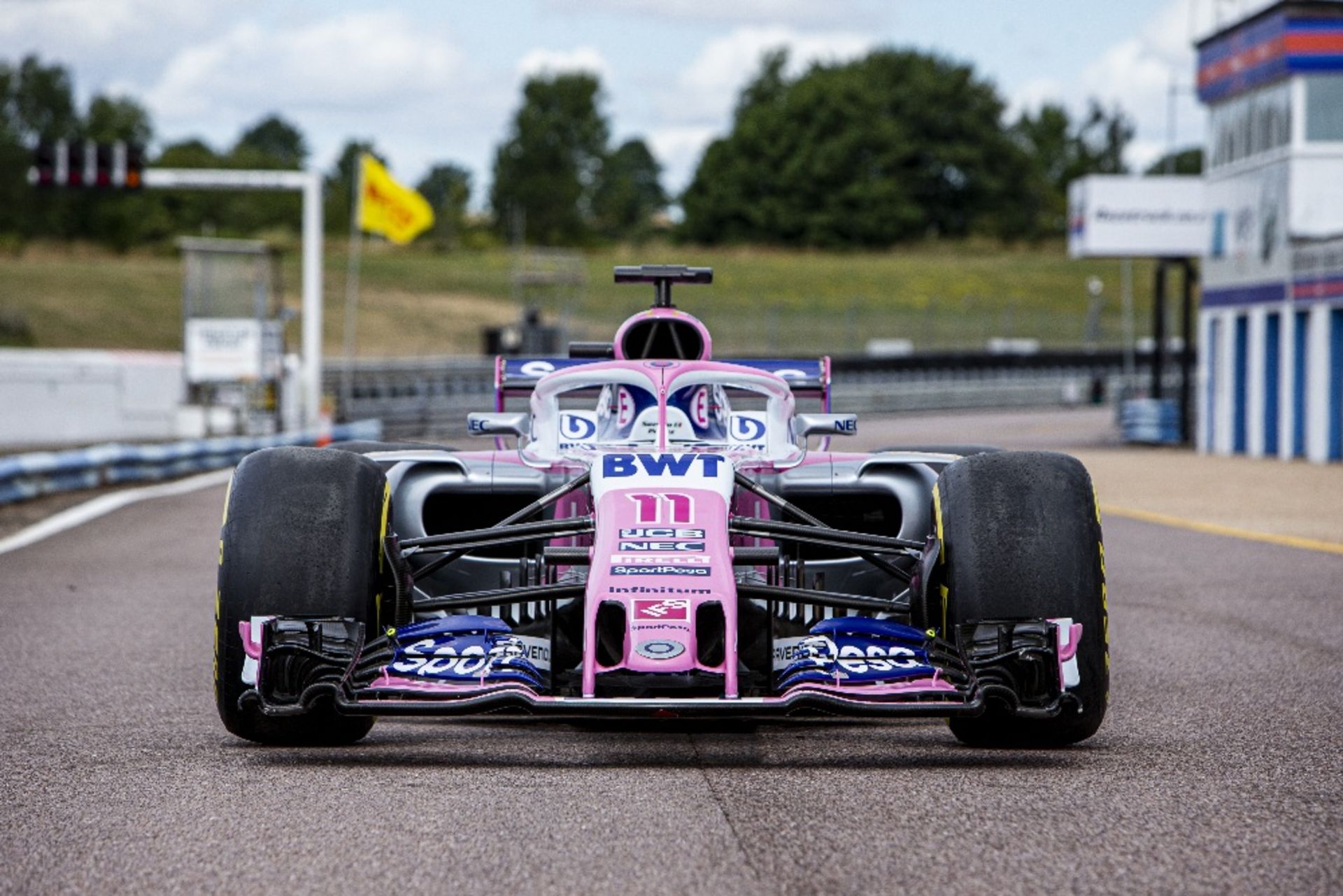 2017 Force India-Mercedes VJM10 Formula 1 Racing Single-Seater Chassis no. VJM10-01 - Bild 15 aus 21