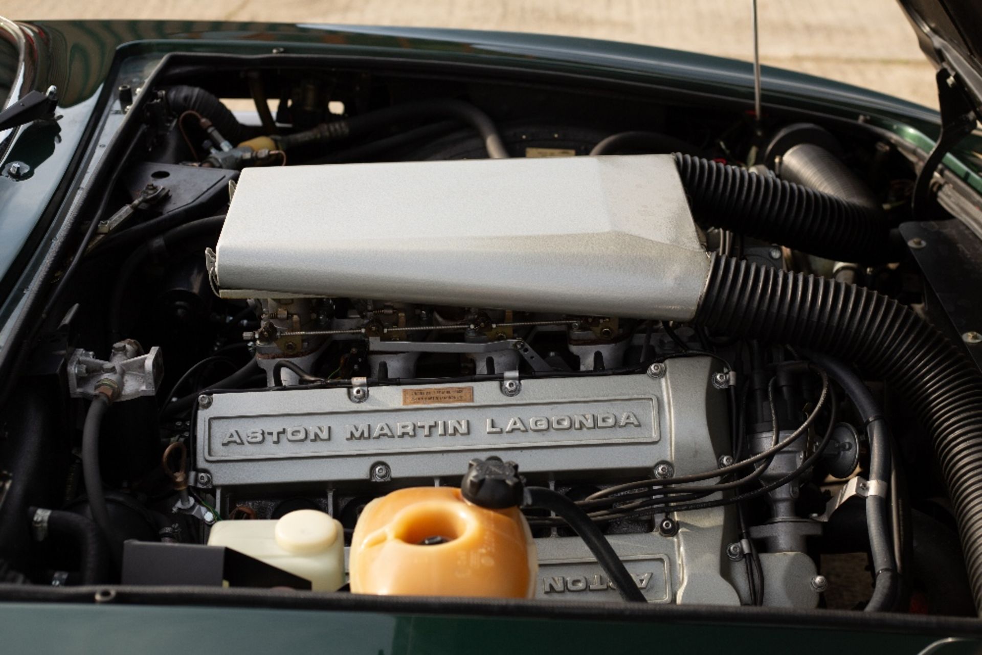 1989 Aston Martin V8 Vantage Volante X-Pack Chassis no. SCFCV81V2KTR15765 Engine no. V/580/5765/X - Image 16 of 70