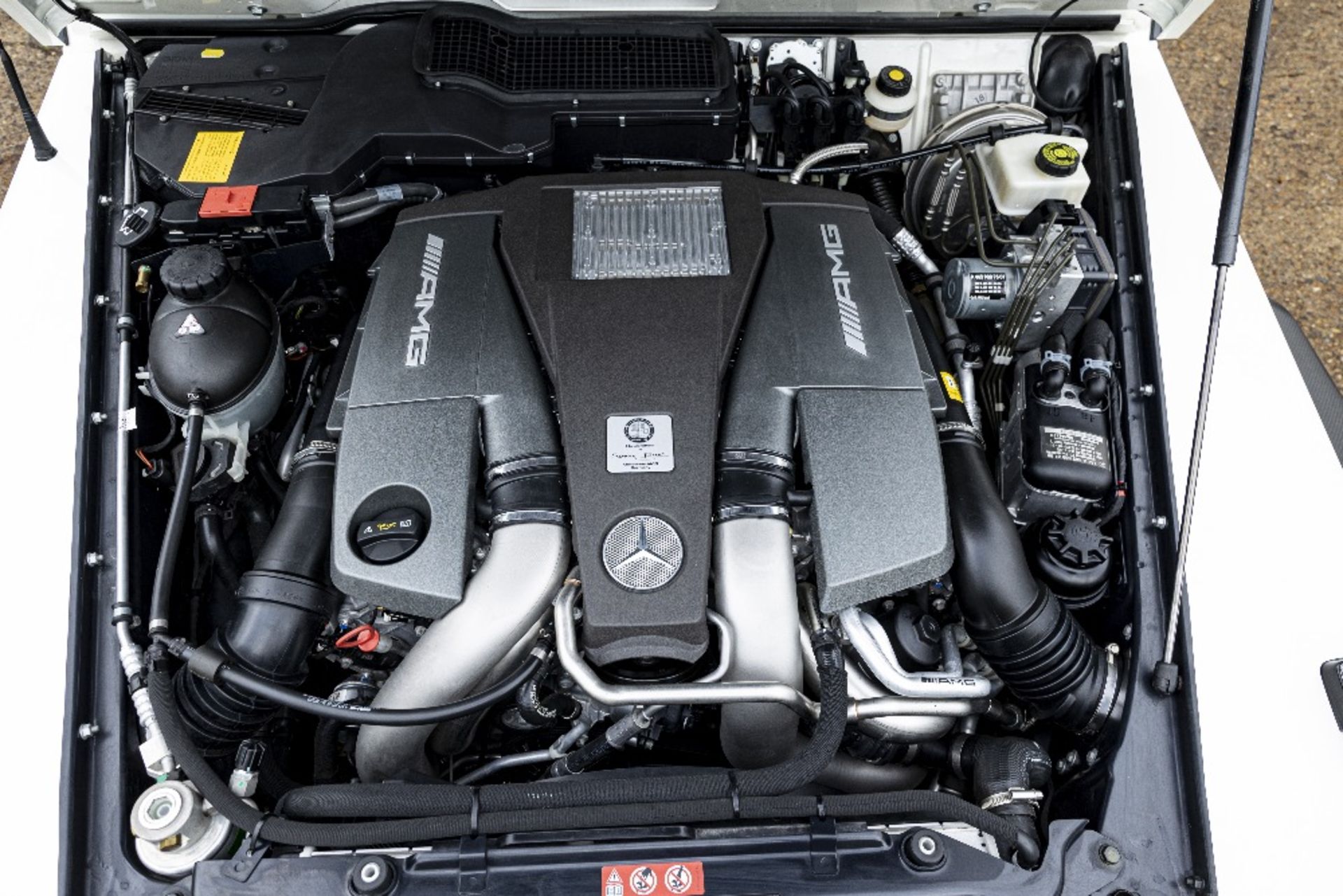 2013 Mercedes-Benz AMG G-63 6x6 Pickup Chassis no. WDCYC7CFIEX211817 - Bild 17 aus 36