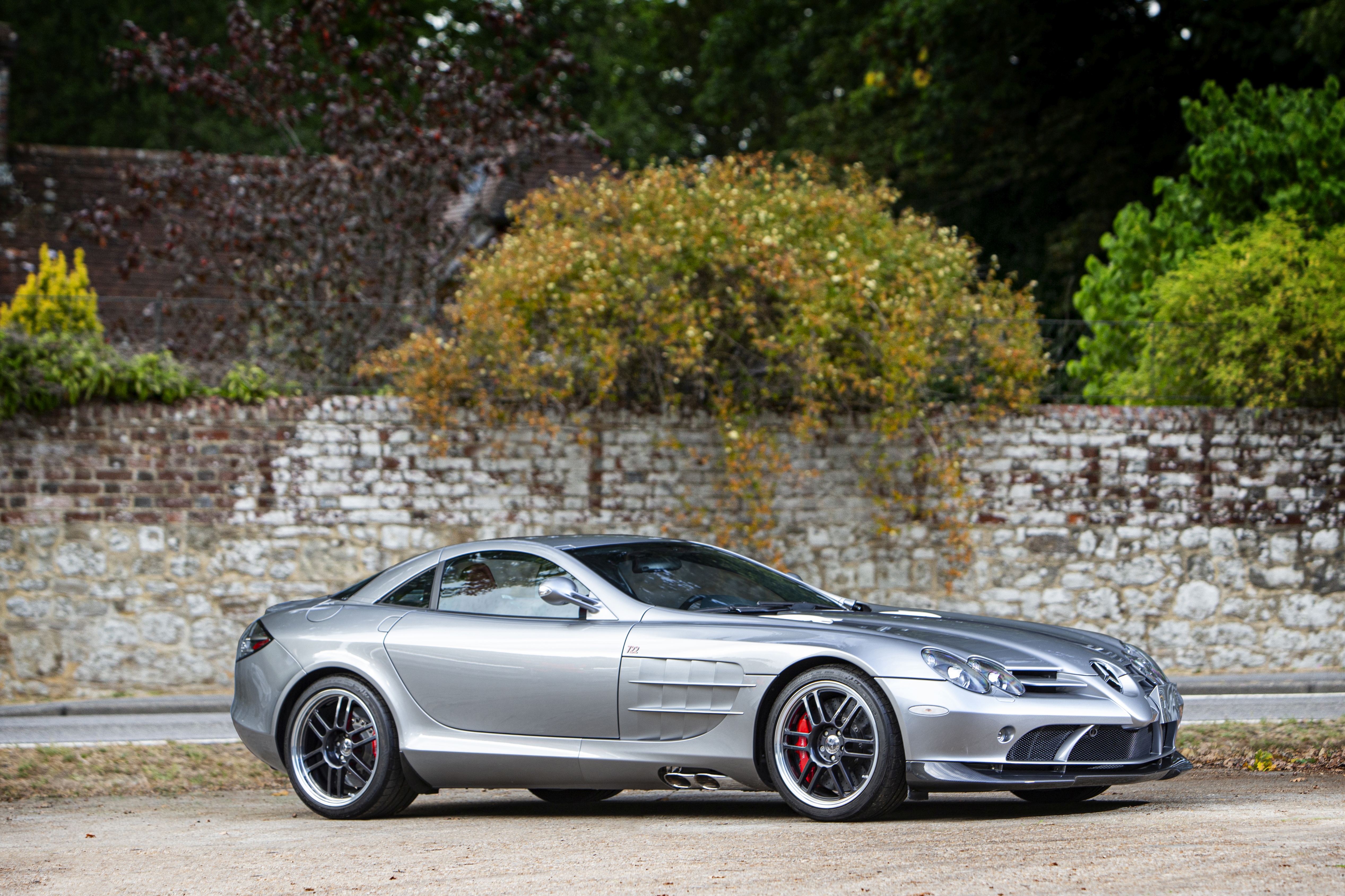 2007 Mercedes-Benz SLR McLaren 722 Edition Coup&#233; Chassis no. WDDAJ76F67M001264 Engine no. 1...