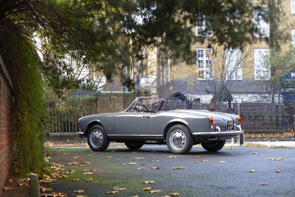 1961 Alfa Romeo Giulietta Spider Chassis no. AR 171451 Engine no. AR0010600134 - Image 6 of 39