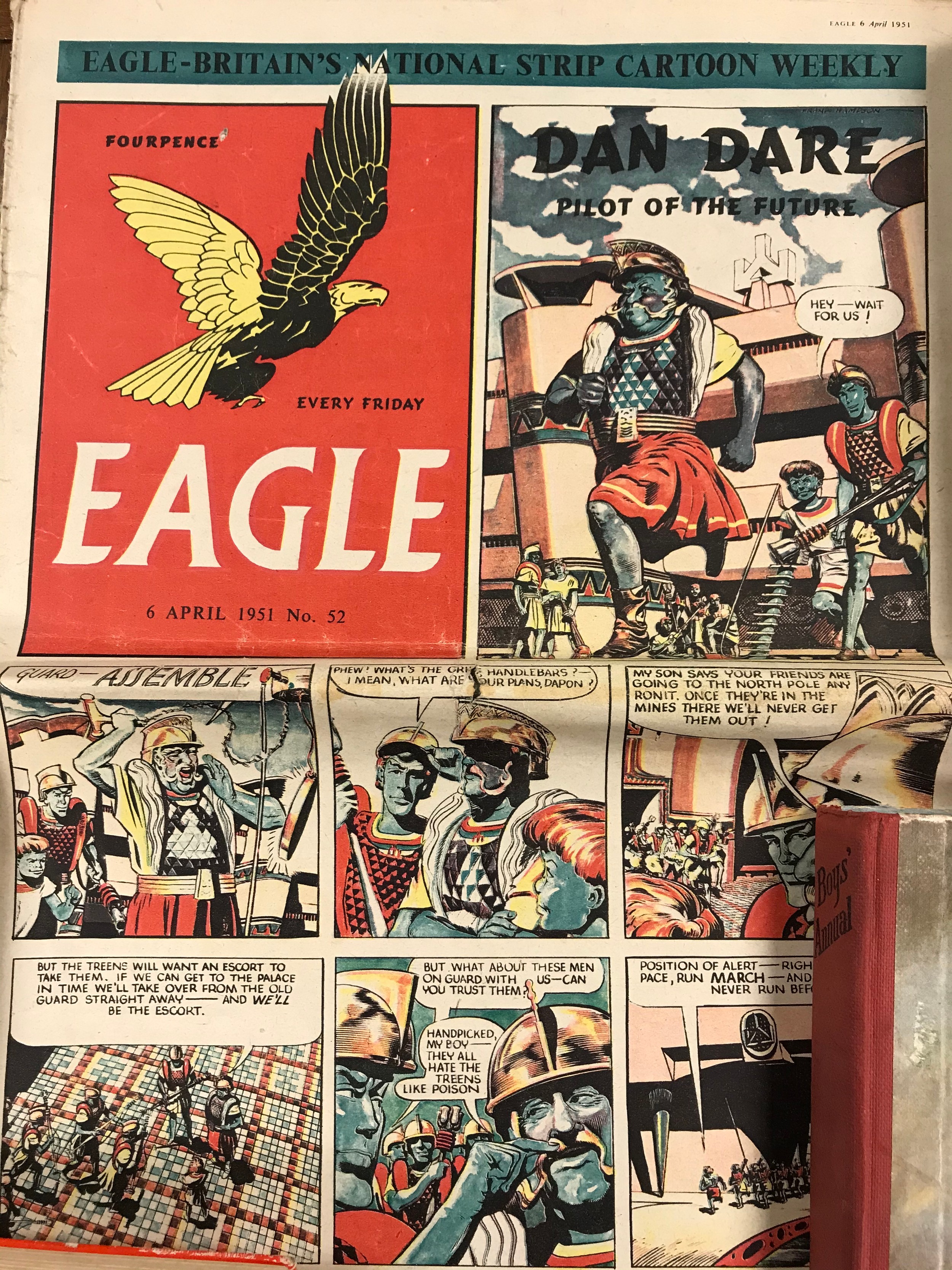 A lot of boys annuals with Eagle comic dated 1951 - Bild 2 aus 2