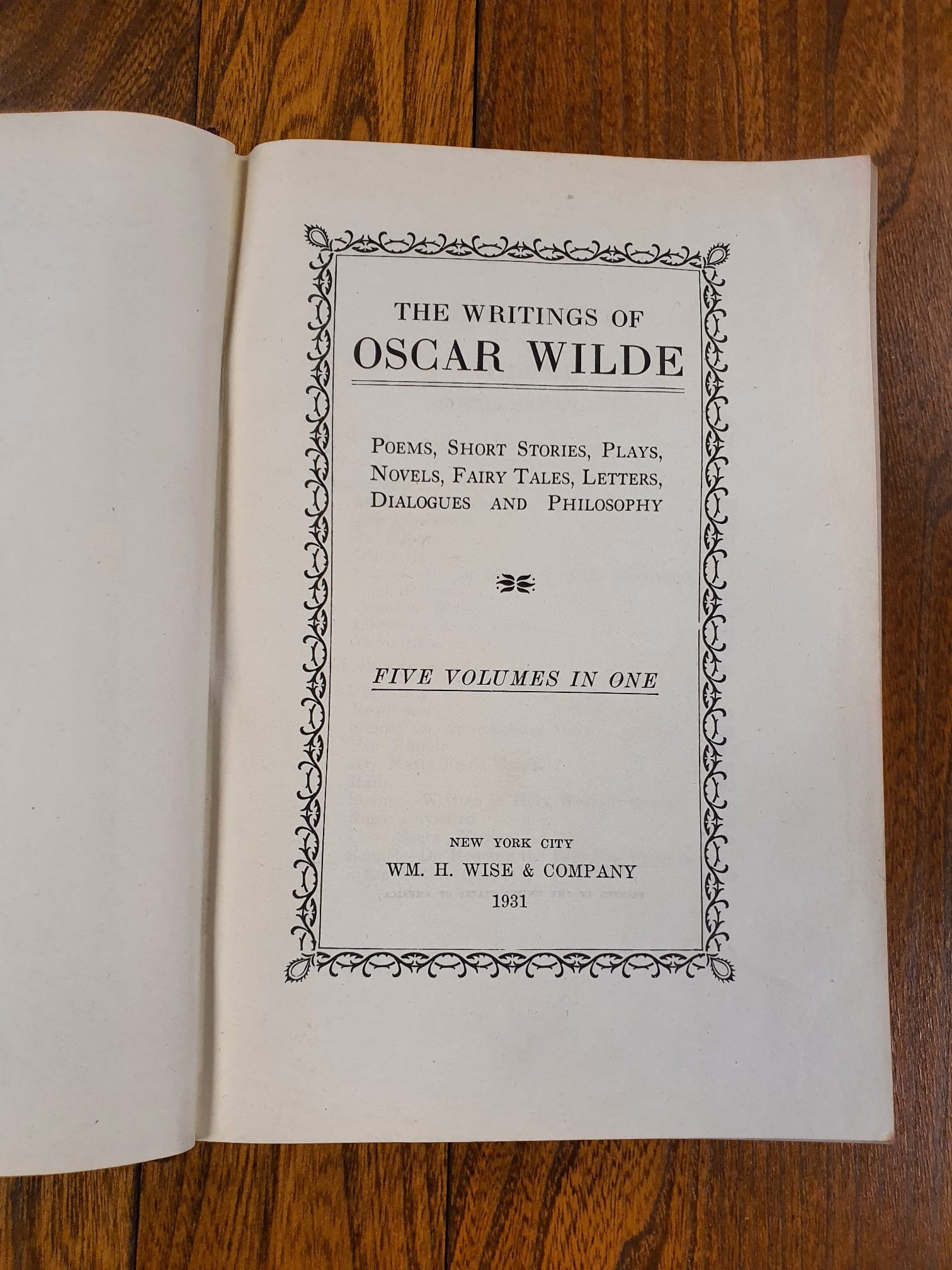 The writings of Oscar Wilde Five volumes in one